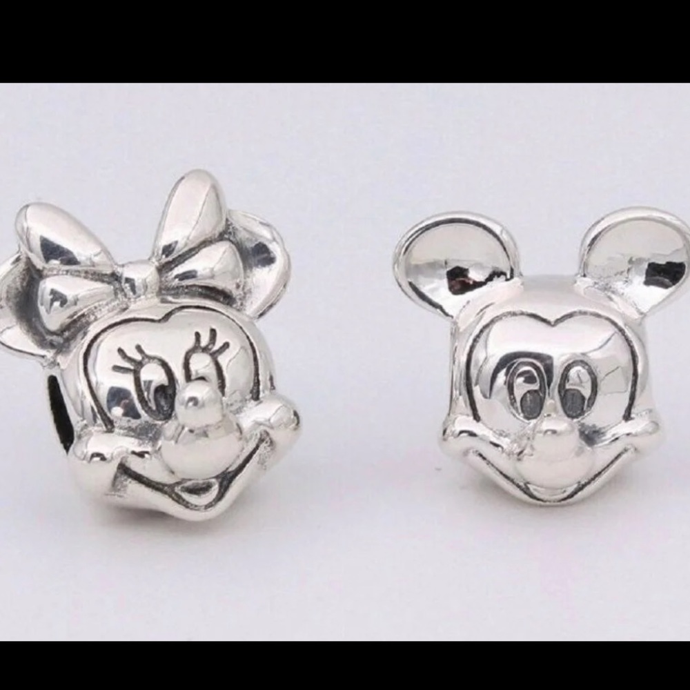 Pandora Mickey and Minnie charm